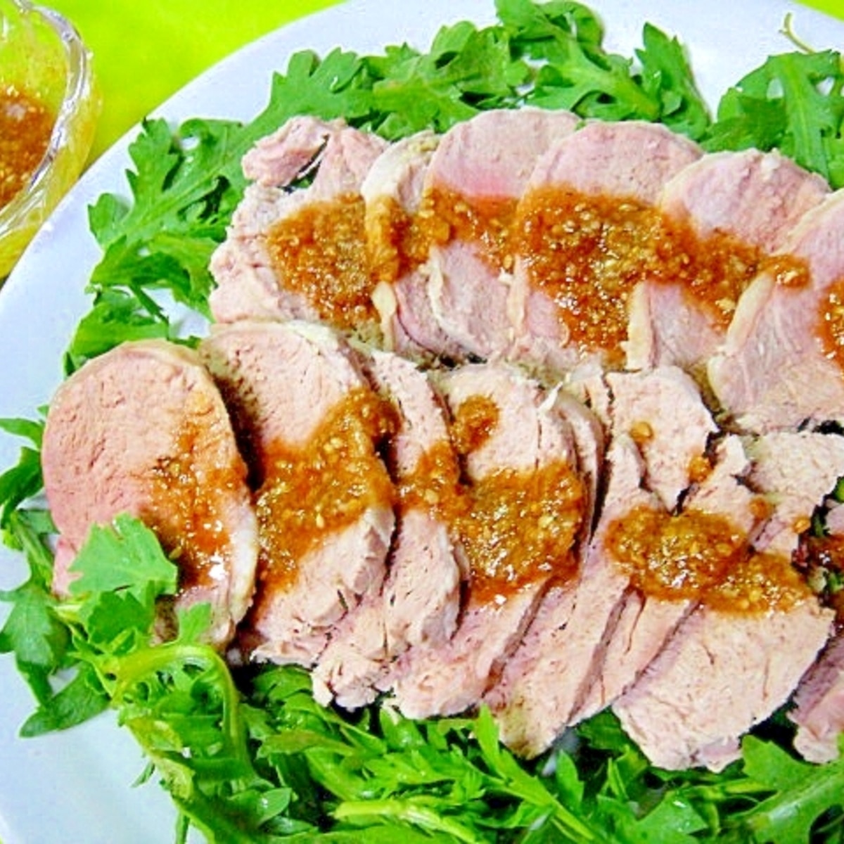豚ヒレ肉でヘルシー茹で豚 ごまだれ添え レシピ 作り方 By Mint74 楽天レシピ 豚ヒレ肉でヘルシー茹で豚 ごまだれ添え レシピ 作り方 By Mint74 楽天レシピ